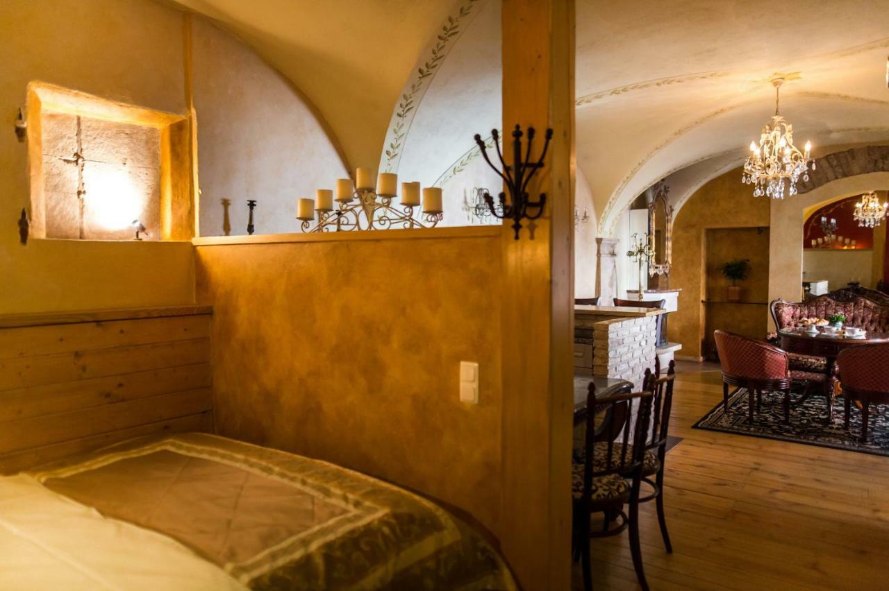 Antique Old Town Studio By Urban Rent VNO